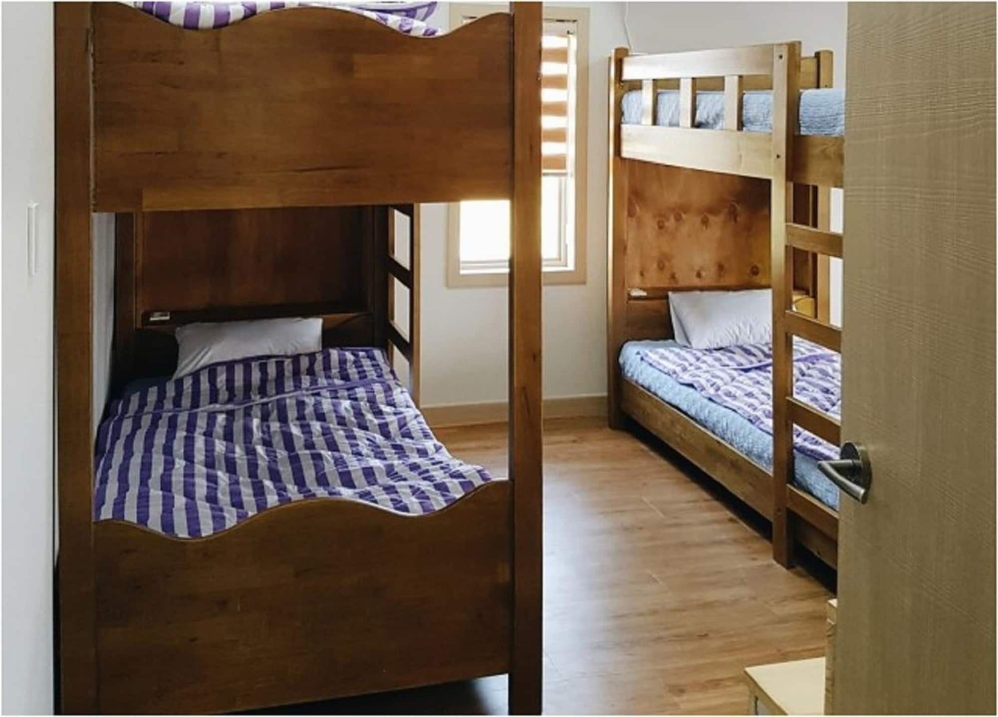 Two Wheels Guest House 서귀포 외부 사진